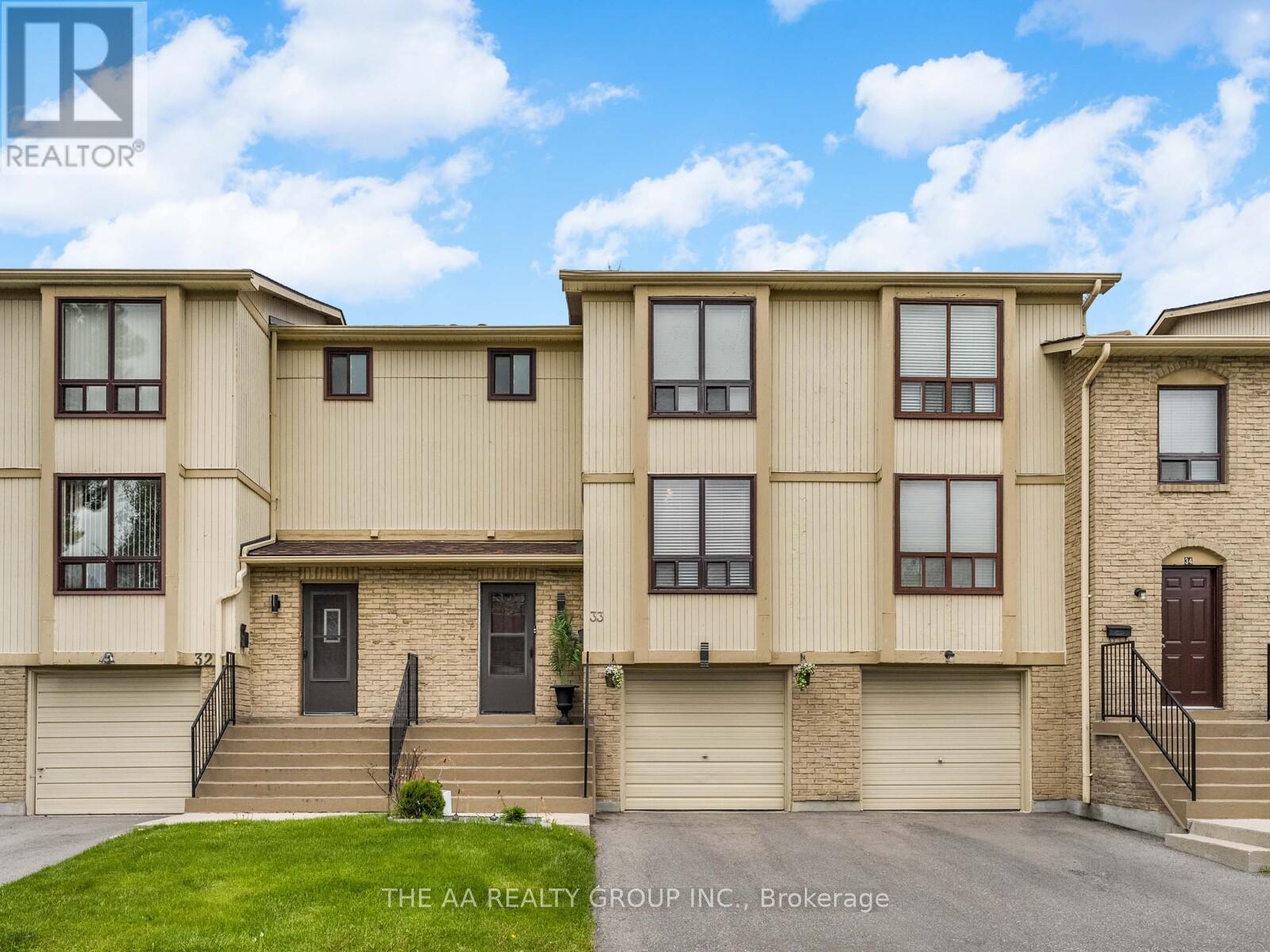 Property image for 33 - 33 GUILDFORD CRESCENT|Brampton (Central Park), Ontario L6S3K2
