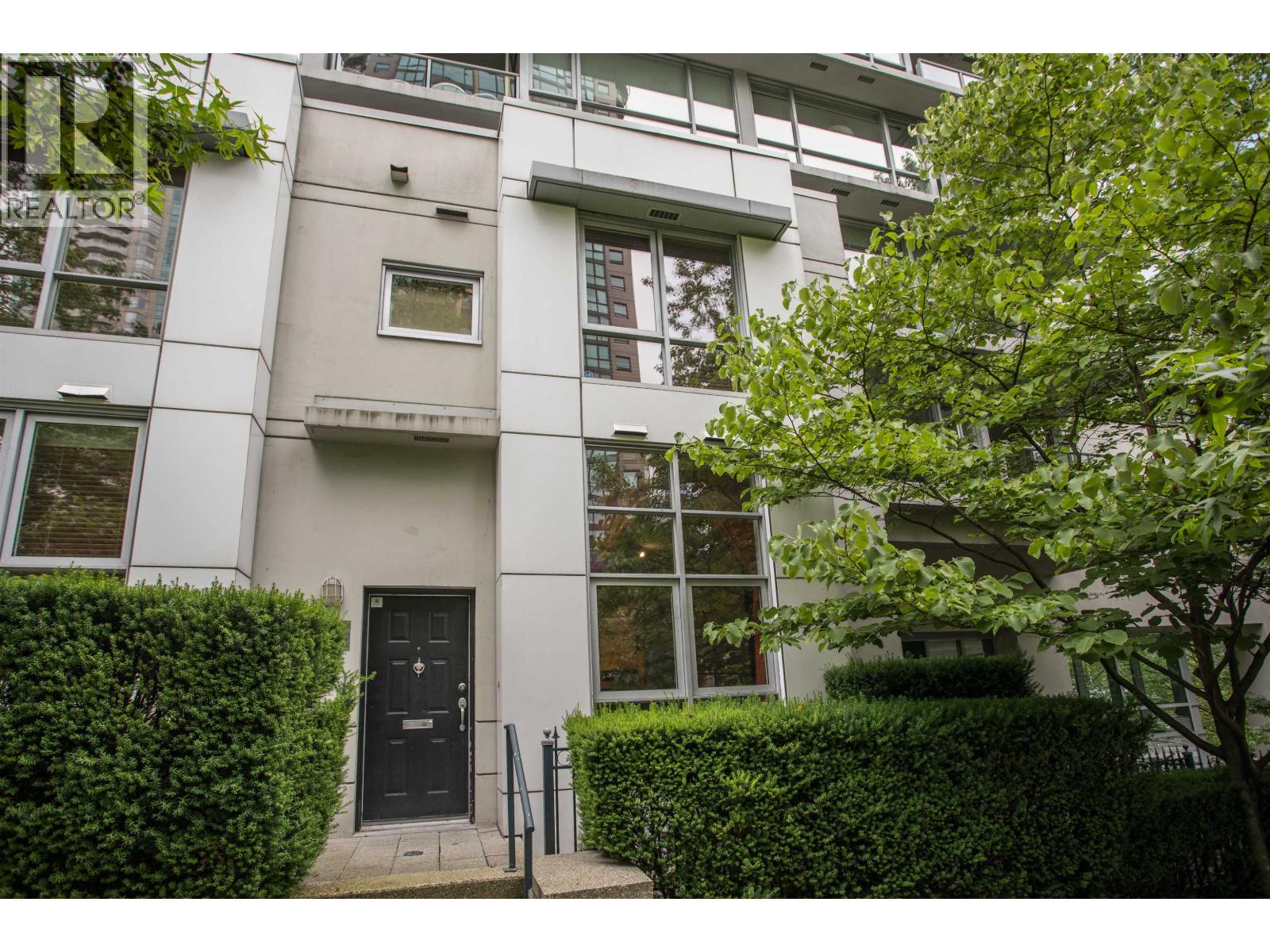 Property image for TH8 707 BROUGHTON STREET|Vancouver, British Columbia V6G3K5