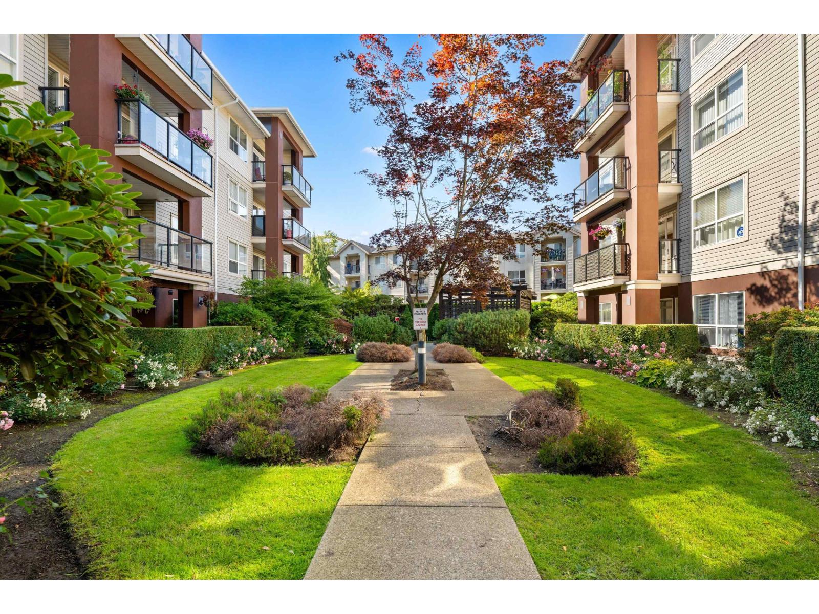 112 20259 MICHAUD CRESCENT|Langley, British Columbia V3A8L1