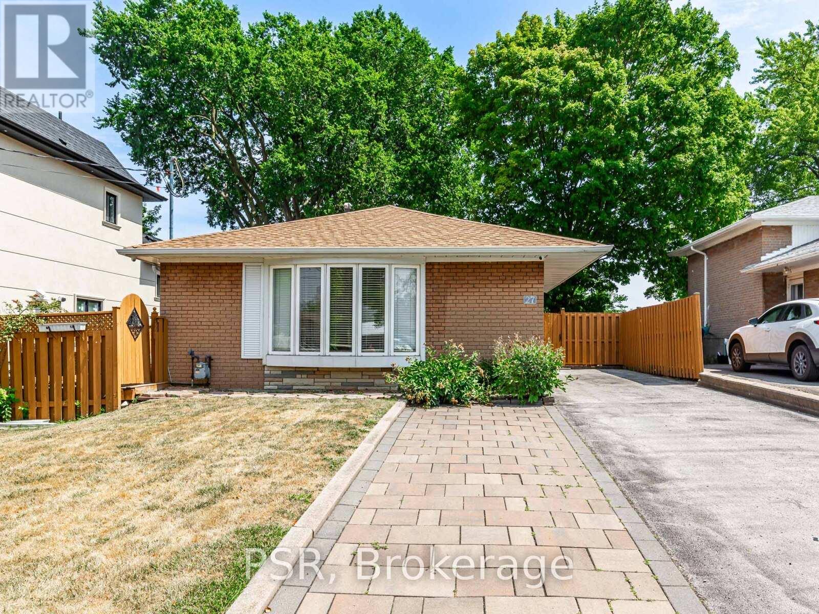 Primary image of 27 WILLSTEVEN DRIVE|Toronto (Woburn), Ontario M1G1C5