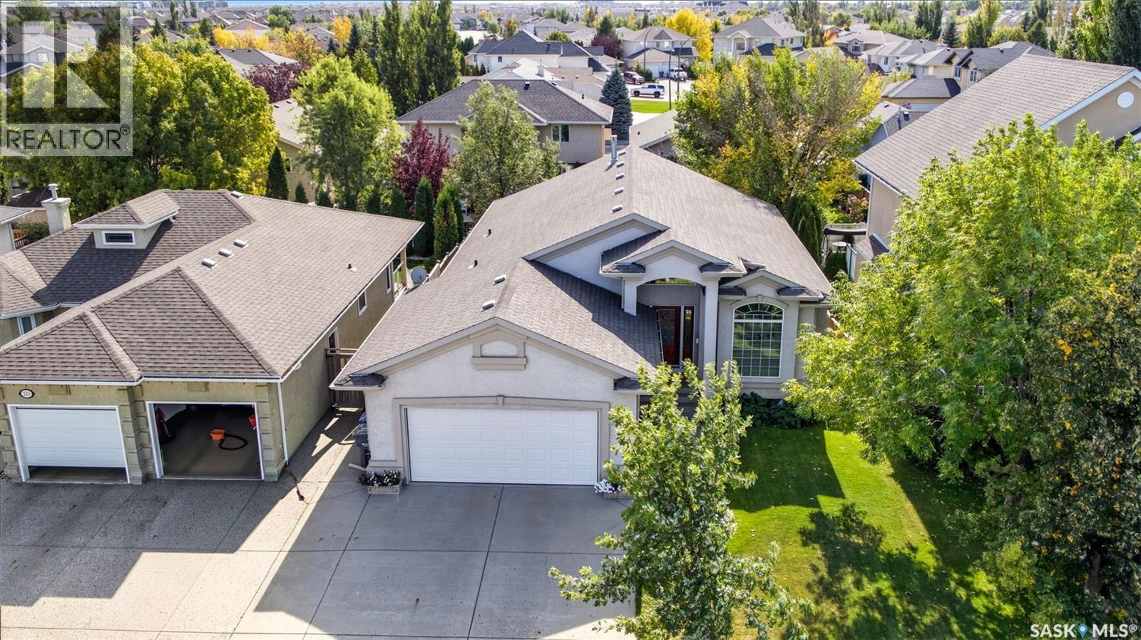 219 Brookhurst CRESCENT|Saskatoon, Saskatchewan S7V1C5