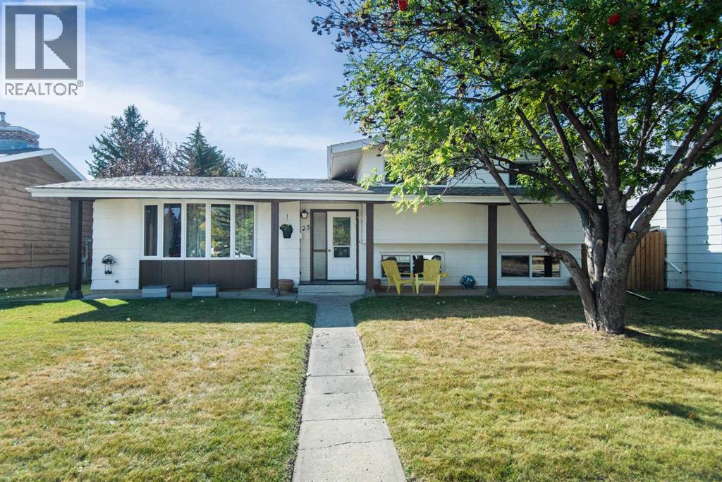 25 Oates Green|Red Deer, Alberta T4P1V2