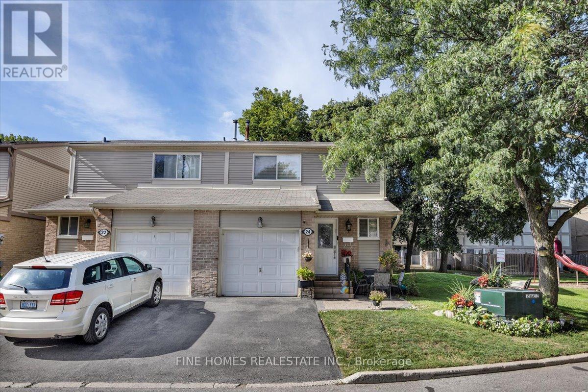 Property image for 24 NEW HAVENS WAY|Markham (Thornhill), Ontario L3T5G2