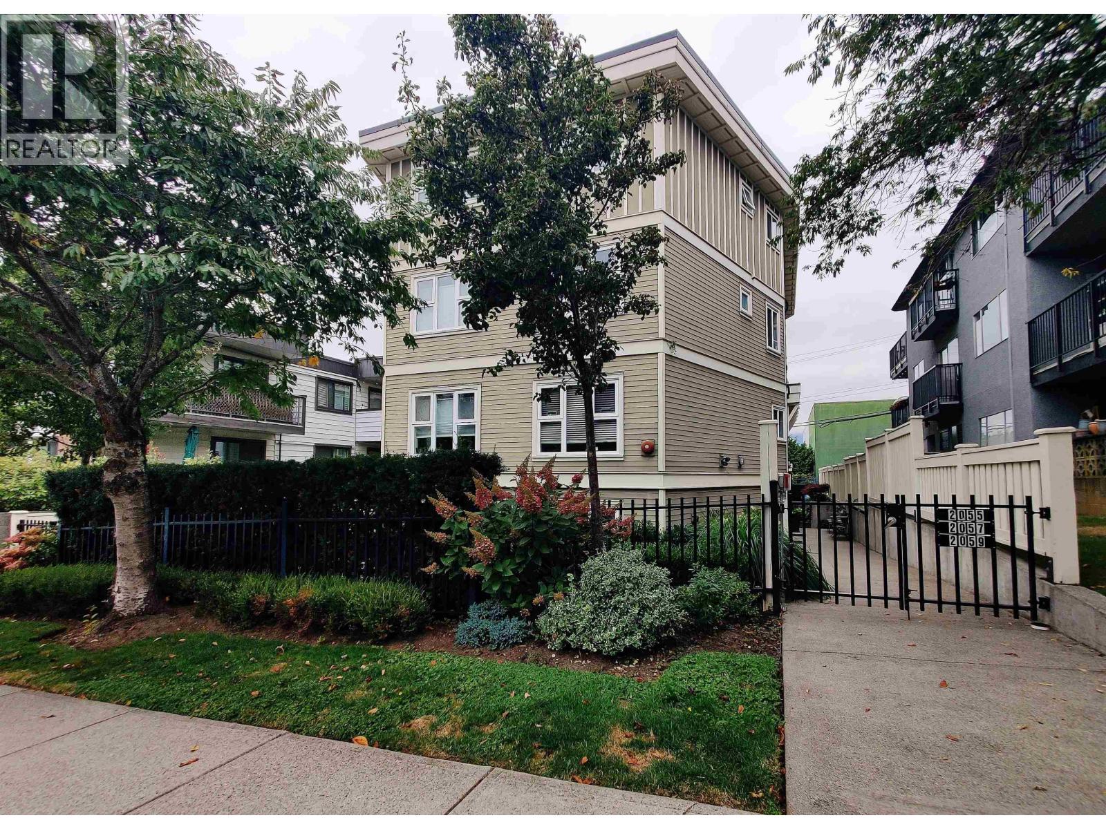 Property image for 2055 TRIUMPH STREET|Vancouver, British Columbia V5L1K7