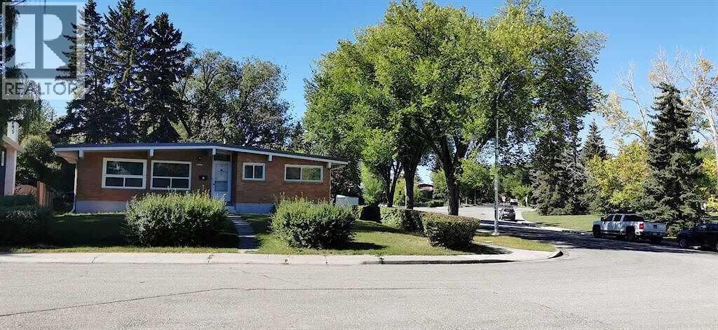 Property image for 3727 Valdes Place NW|Calgary, Alberta T2L2A2
