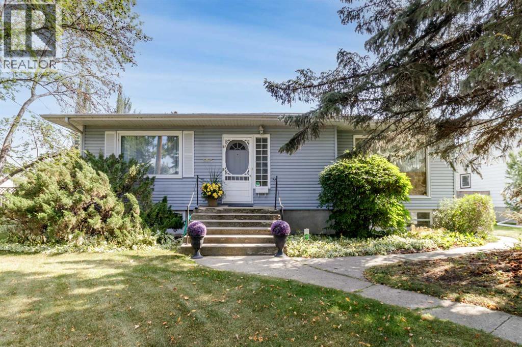 Property image for 5825 45 Avenue|Red Deer, Alberta T4N3M1