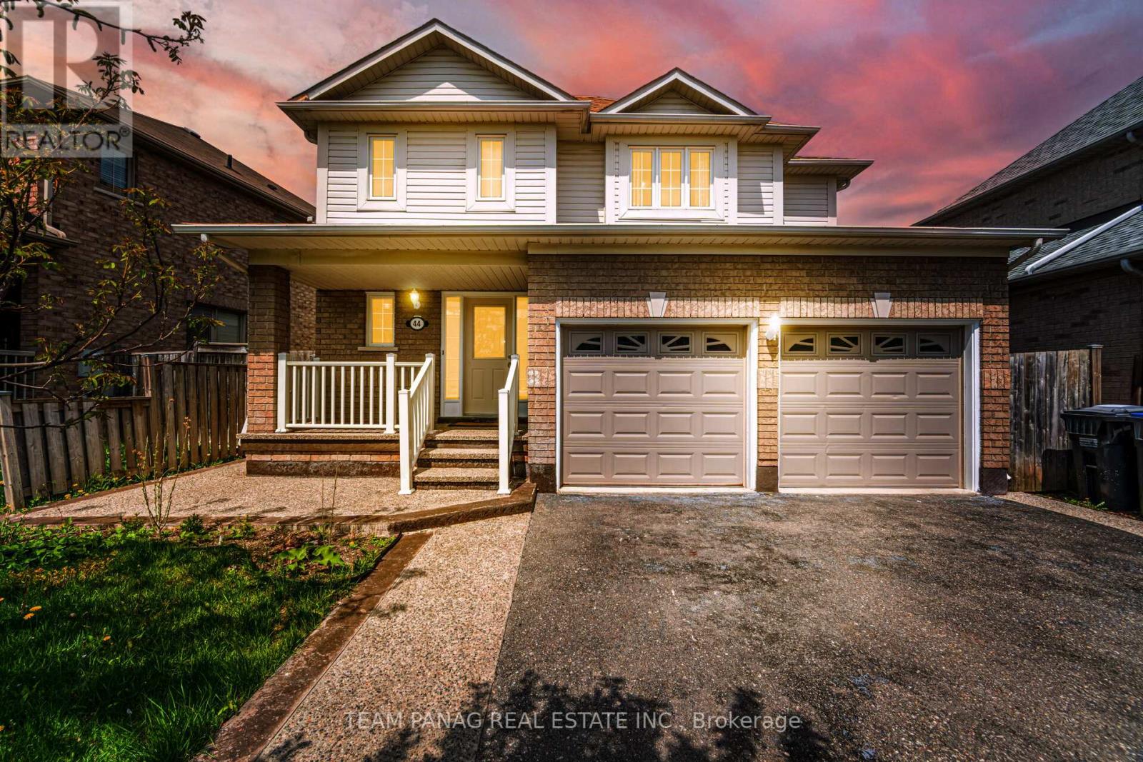 44 DEFOREST DRIVE|Brampton (Fletcher's Meadow), Ontario L7A2Y1