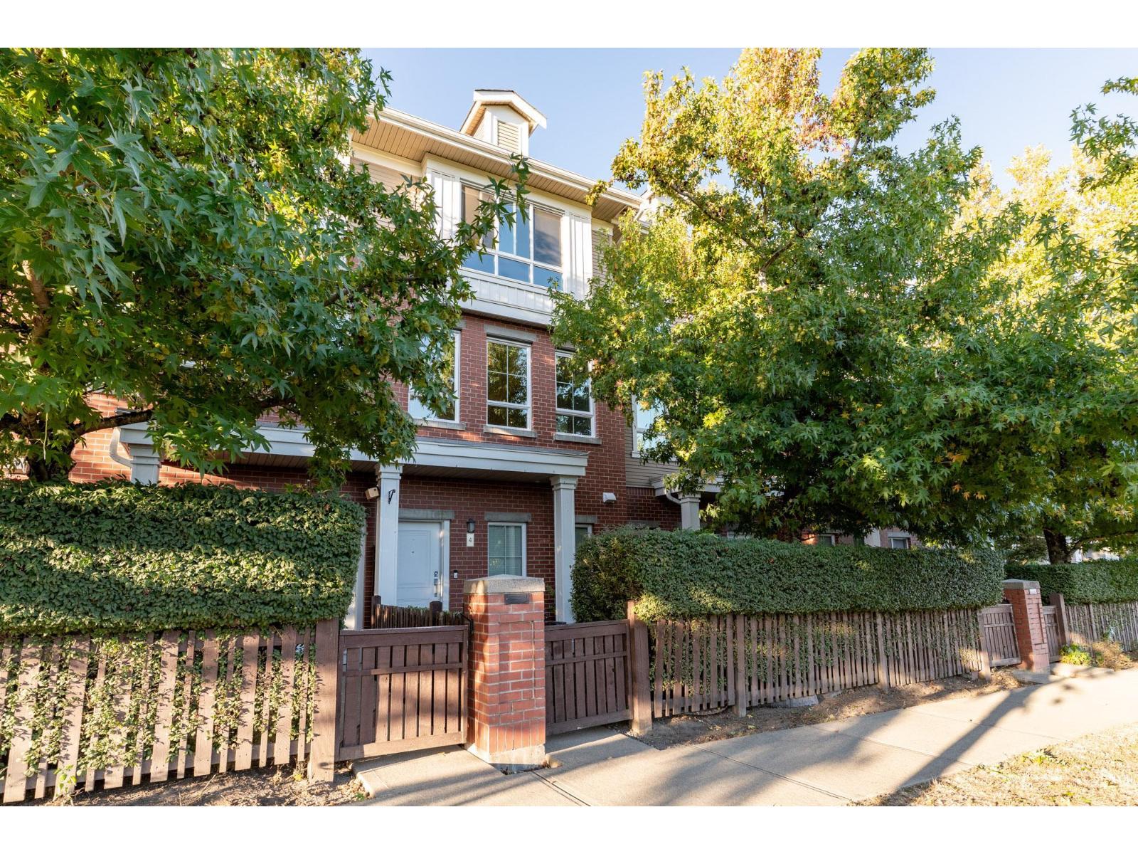 Property image for 4 19505 68A AVENUE|Surrey, British Columbia V4N6K3