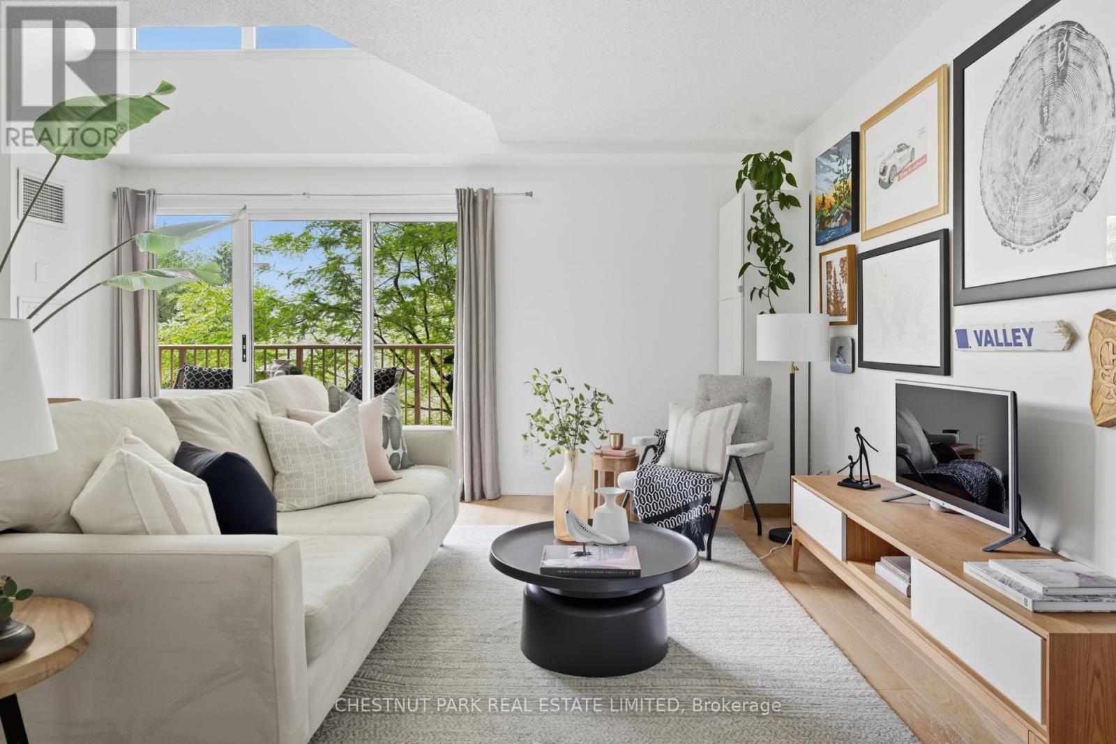 Primary image of 431 - 139 MERTON STREET|Toronto (Mount Pleasant West), Ontario M4S3G7