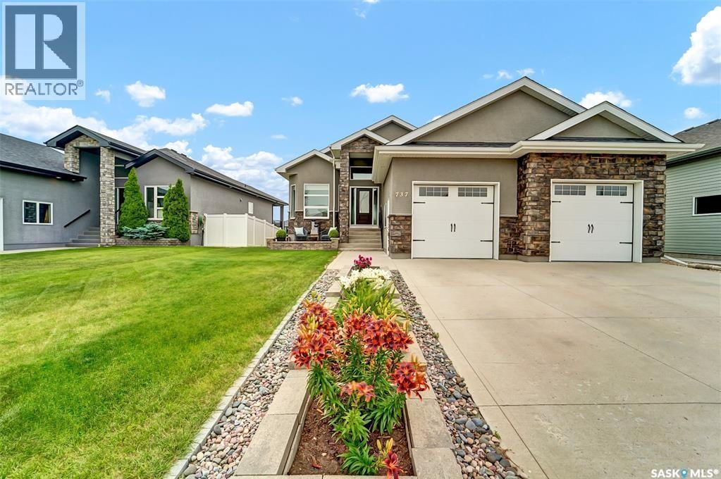 737 Gowan ROAD|Warman, Saskatchewan S0K4S2