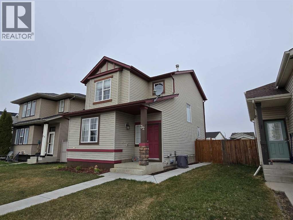 32 Johns Street|Red Deer, Alberta T4P4C8