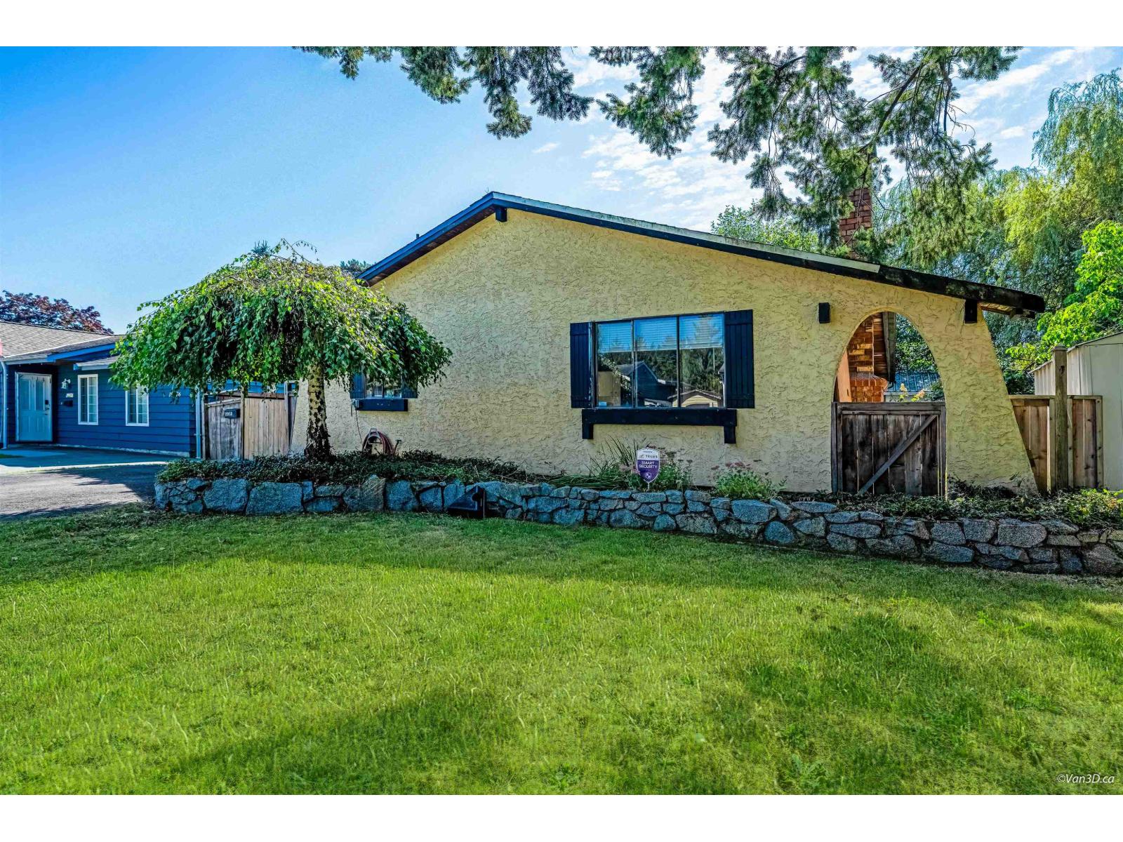Property image for 19966 52 AVENUE|Langley, British Columbia V3A6T1