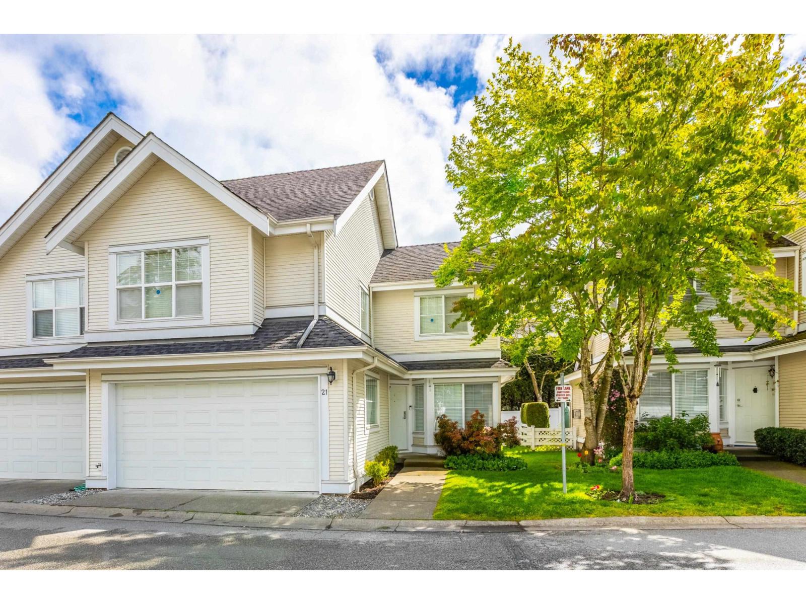 21 17097 64 AVENUE|Surrey, British Columbia V3S1Y5