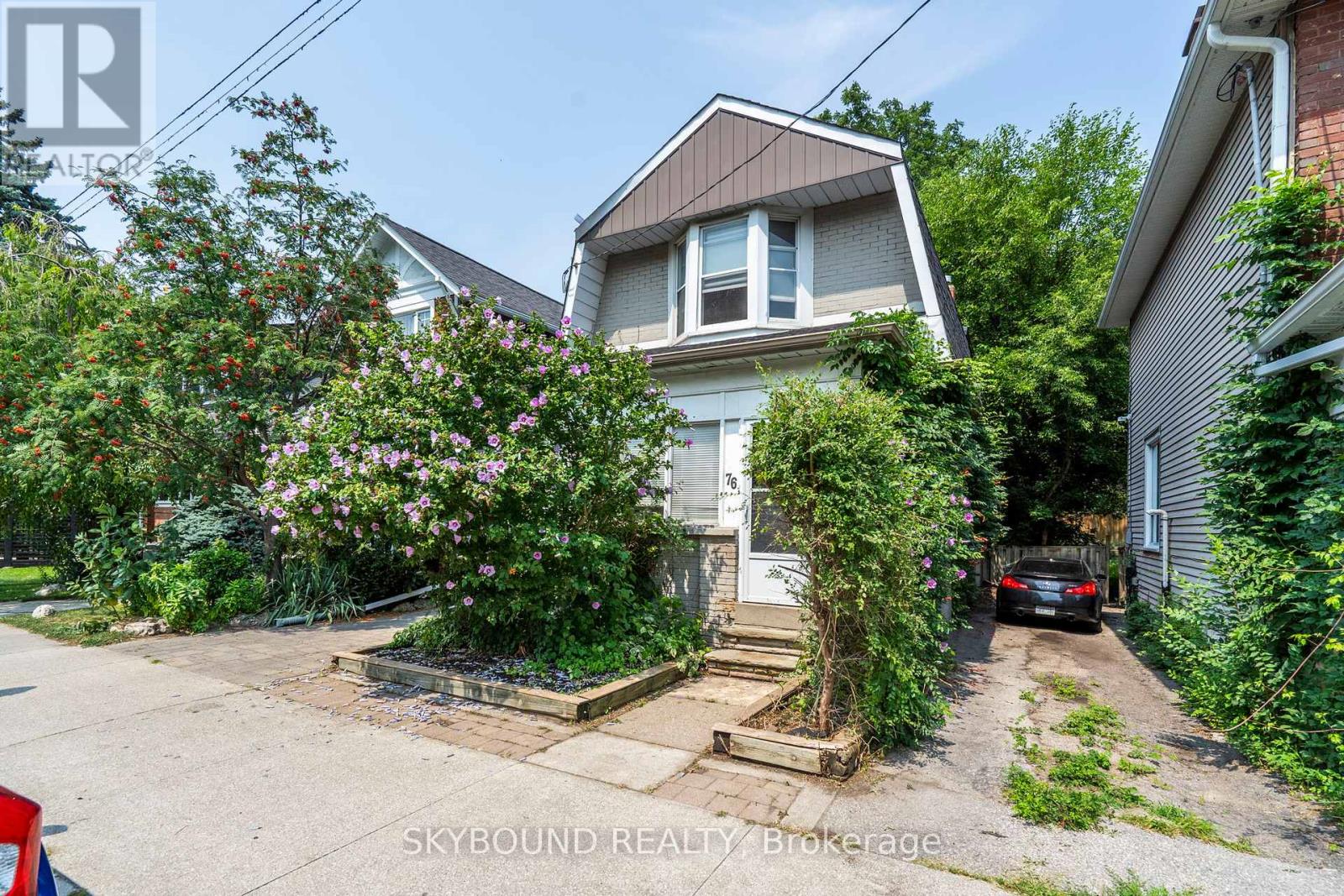 Property image for 76 EASTWOOD ROAD|Toronto (Woodbine Corridor), Ontario M4L2C8