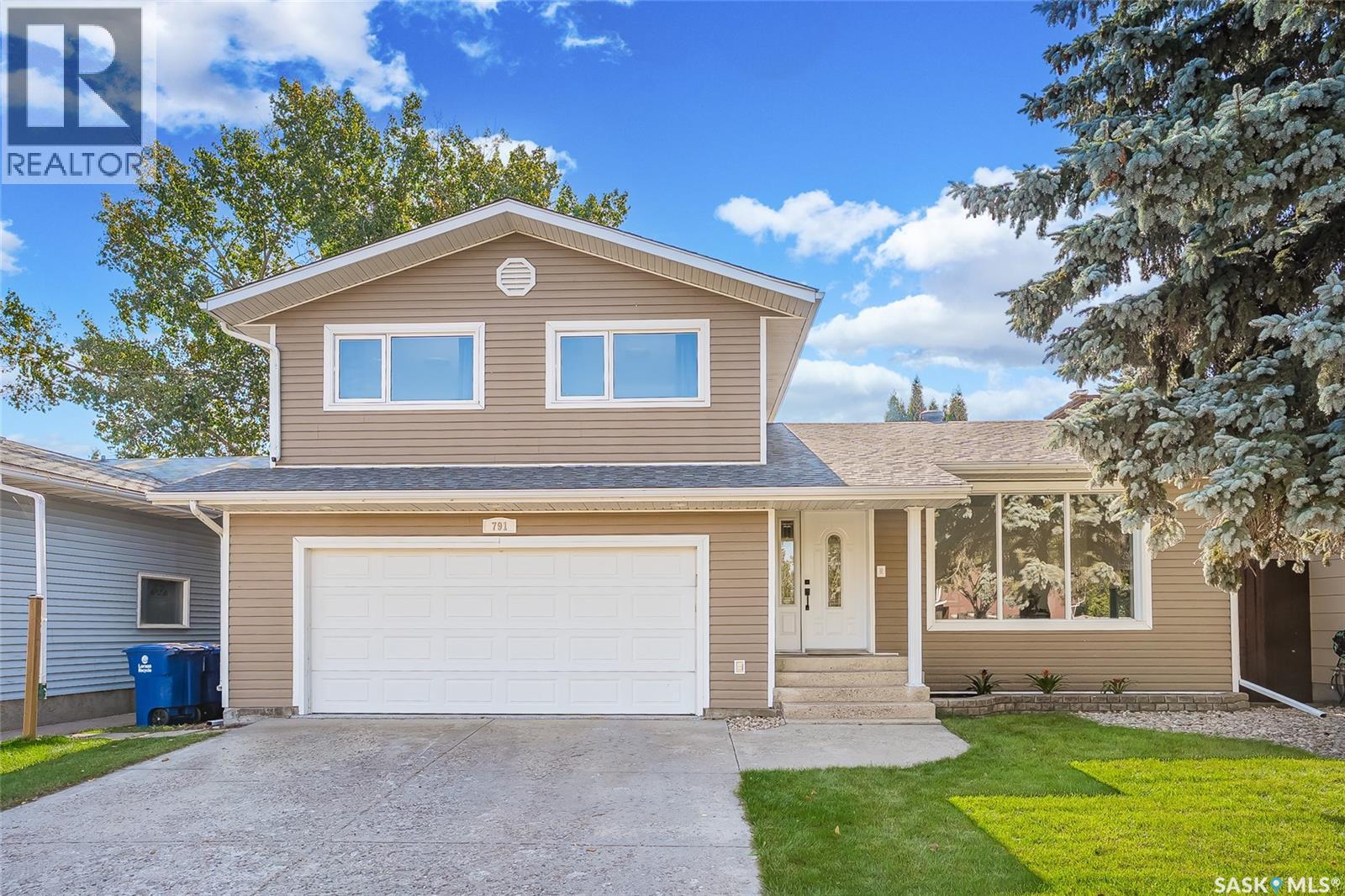 791 Lenore DRIVE|Saskatoon, Saskatchewan S7K5G9