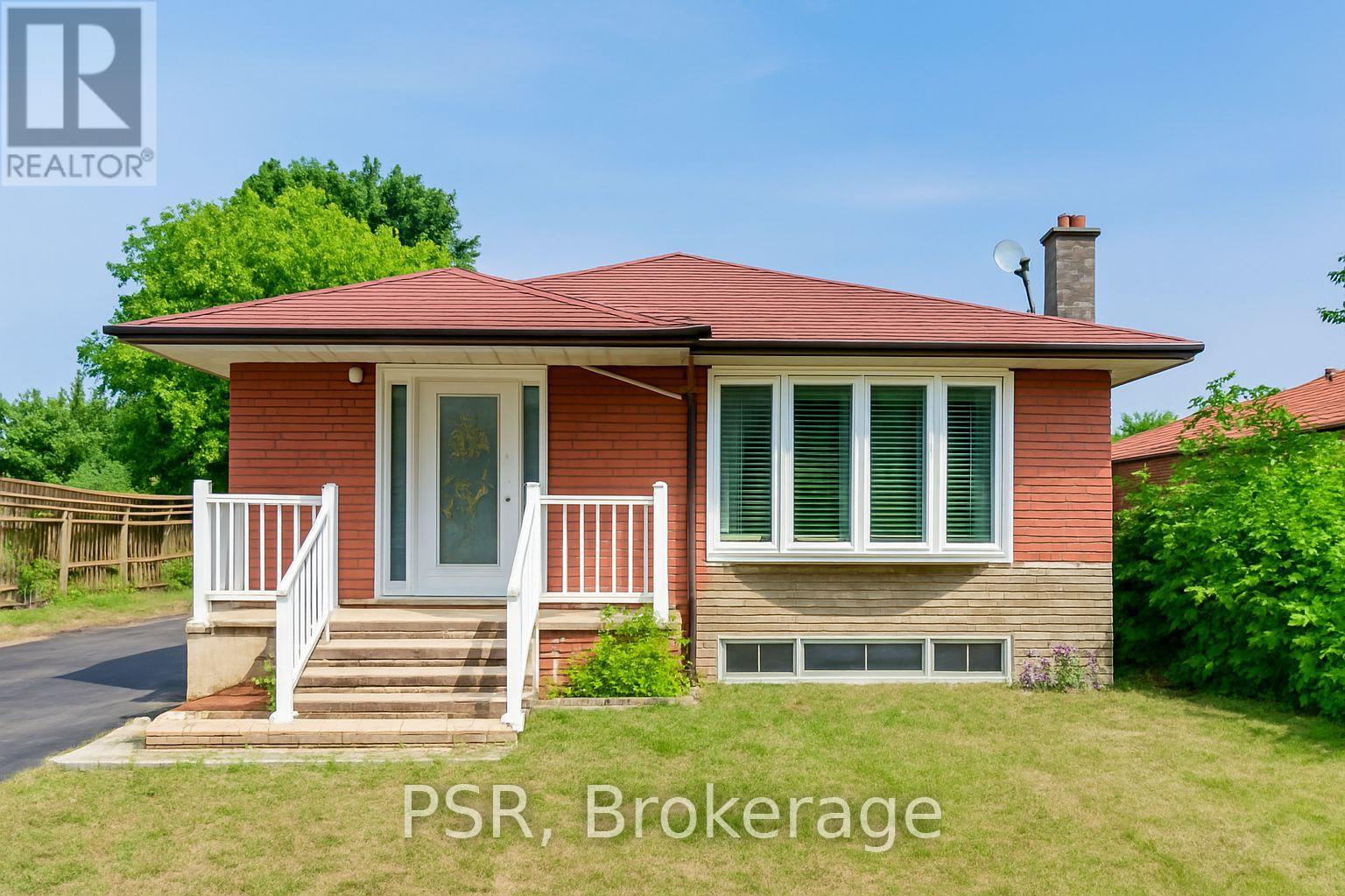 Primary image of 7 WILLSTEVEN DRIVE|Toronto (Woburn), Ontario M1G1C5