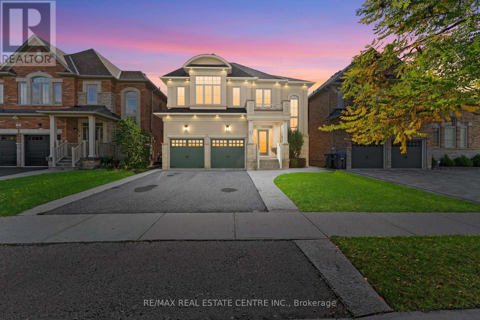 Primary image of 4 JUNETOWN CIRCLE|Brampton (Credit Valley), Ontario L6X0X6