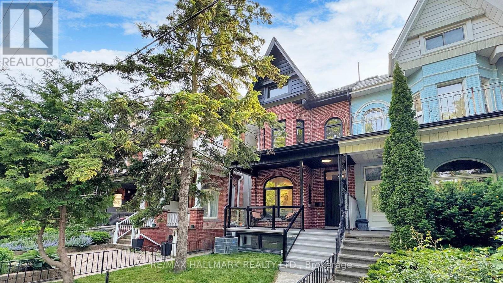 Property image for 122 CRAWFORD STREET|Toronto (Trinity-Bellwoods), Ontario M6J2V4