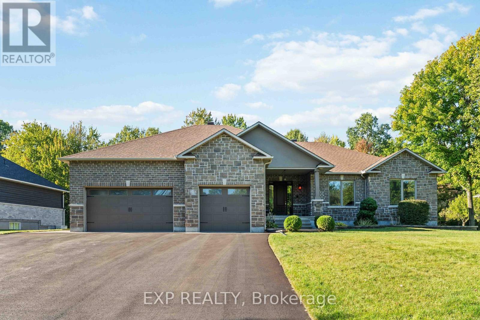 Property image for 6805 PEBBLE TRAIL WAY|Ottawa, Ontario K4P0B7
