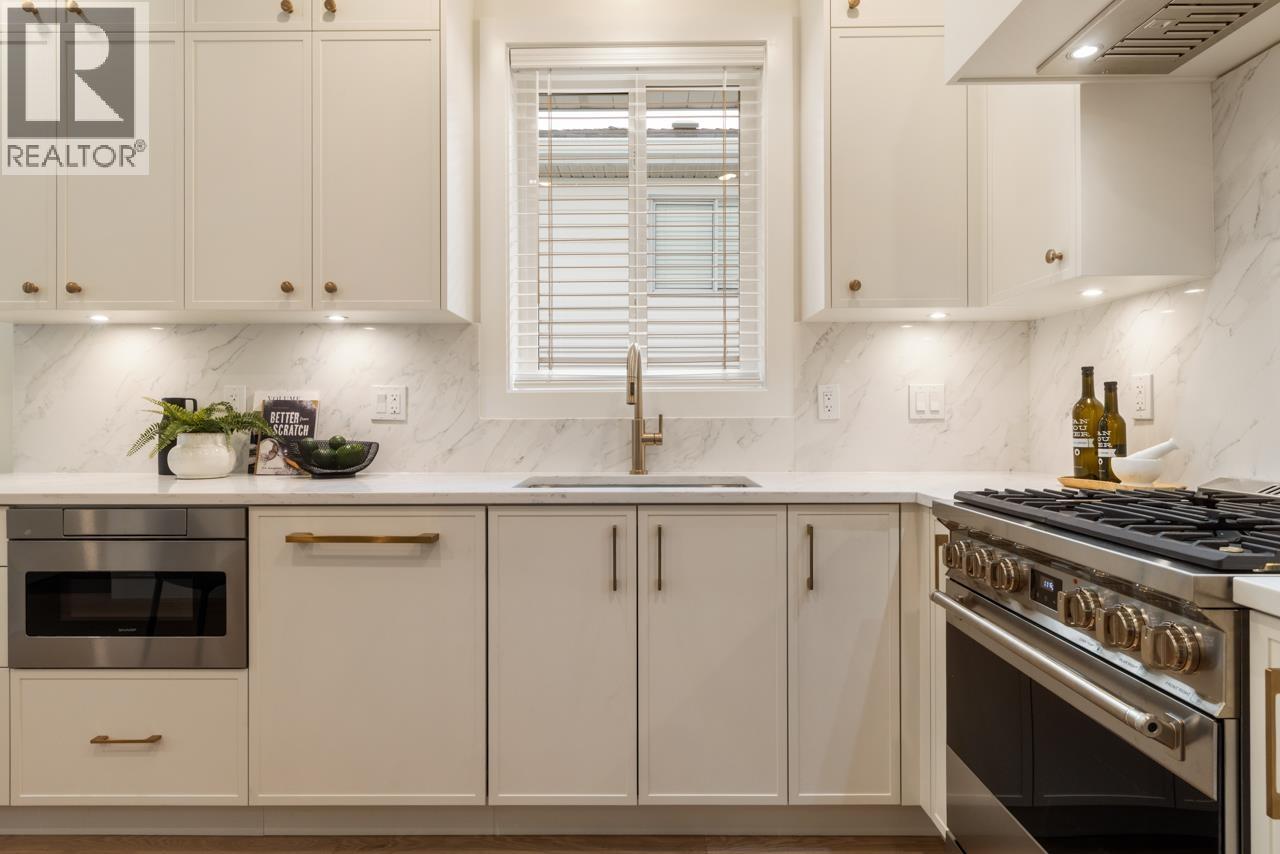 Property image for 2051 E 4TH AVENUE|Vancouver, British Columbia V5N1K5