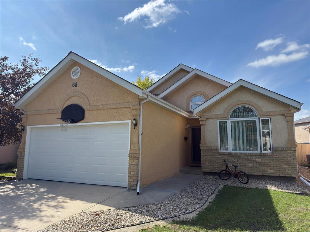 Property image for 64 Outhwaite Street|Winnipeg, Manitoba R3W1N9