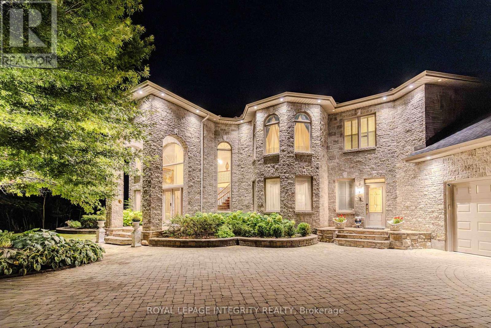 Property image for 5884 EARLSCOURT CRESCENT|Ottawa, Ontario K4M1K2