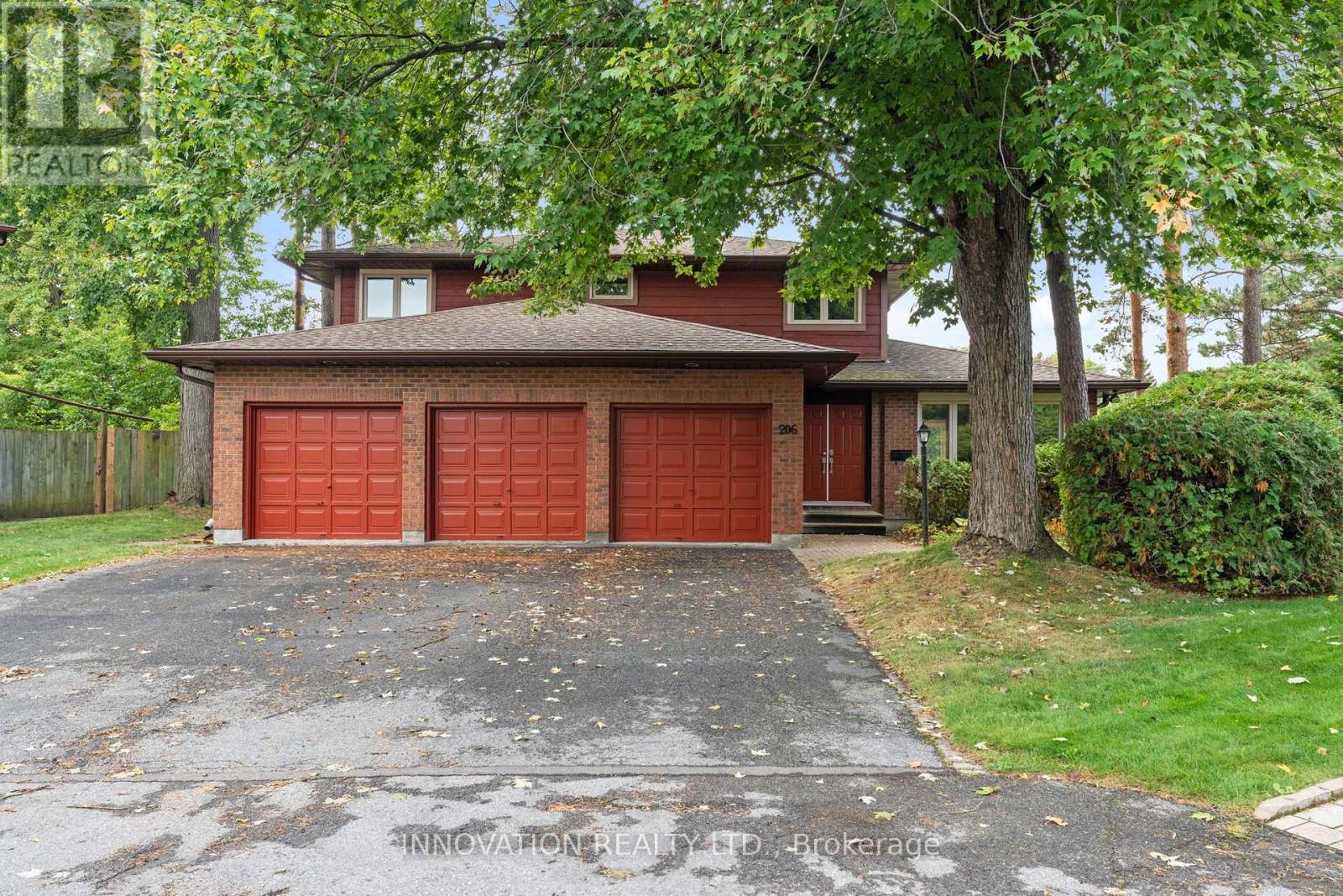 Property image for 206 CYPRESS COURT|Ottawa, Ontario K2H8Z8