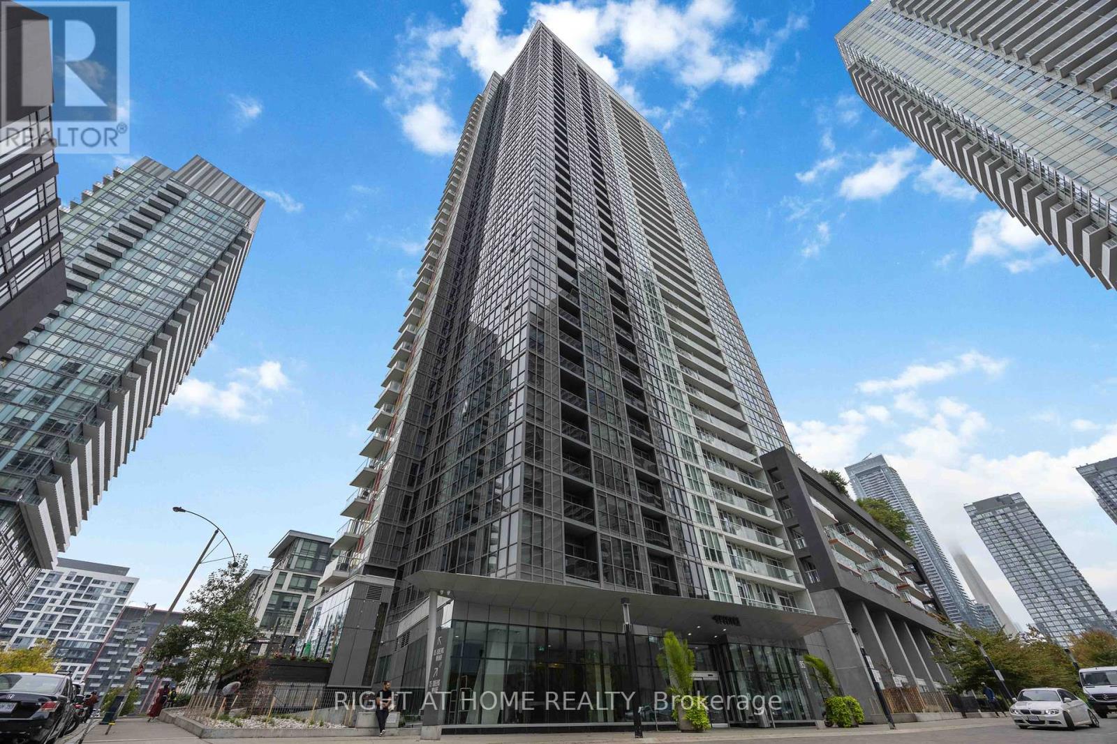 Property image for 4109 - 85 QUEENS WHARF ROAD|Toronto (Waterfront Communities), Ontario M5V0J9