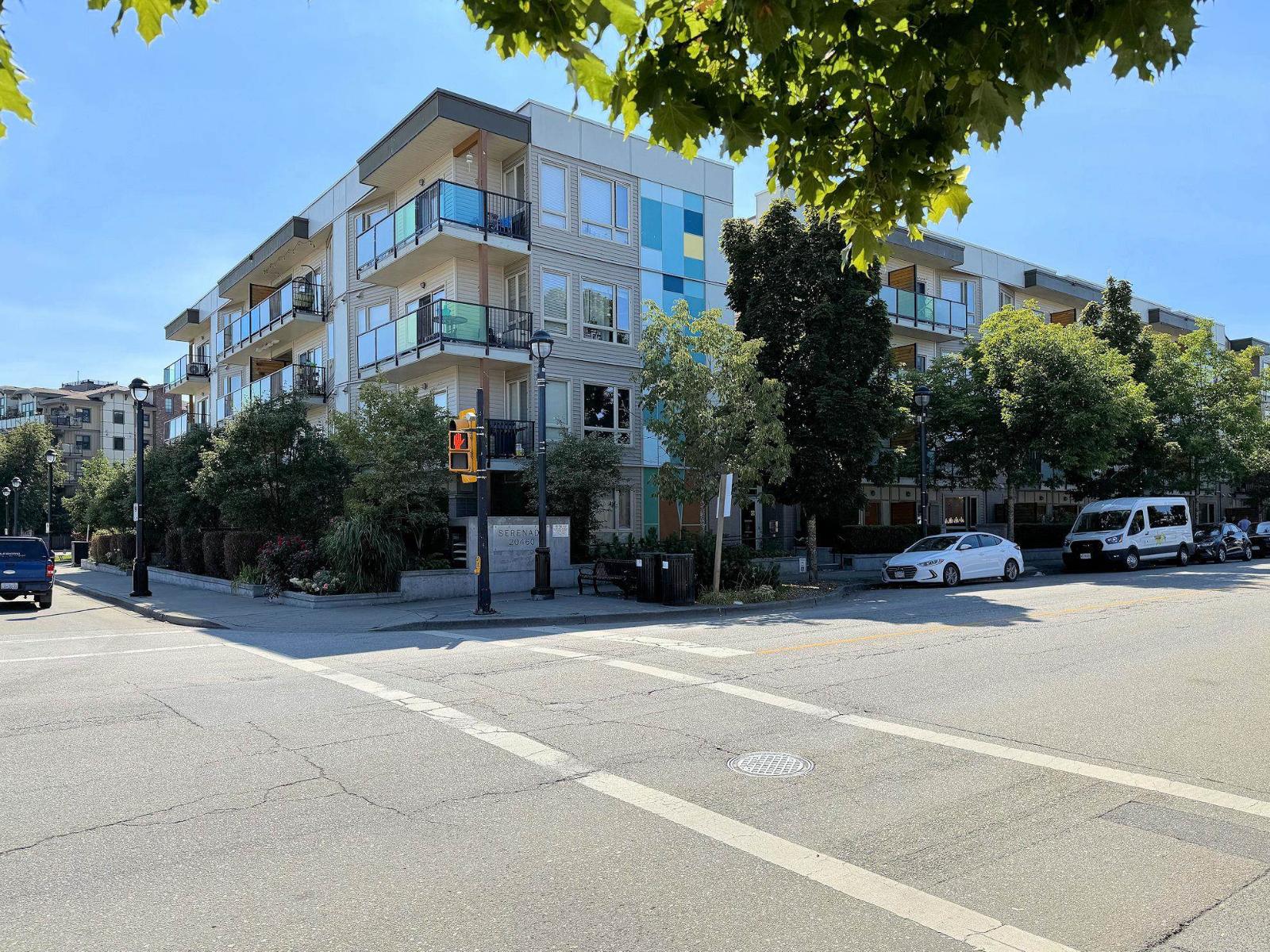 414 20460 DOUGLAS CRESCENT|Langley, British Columbia V3A0C6