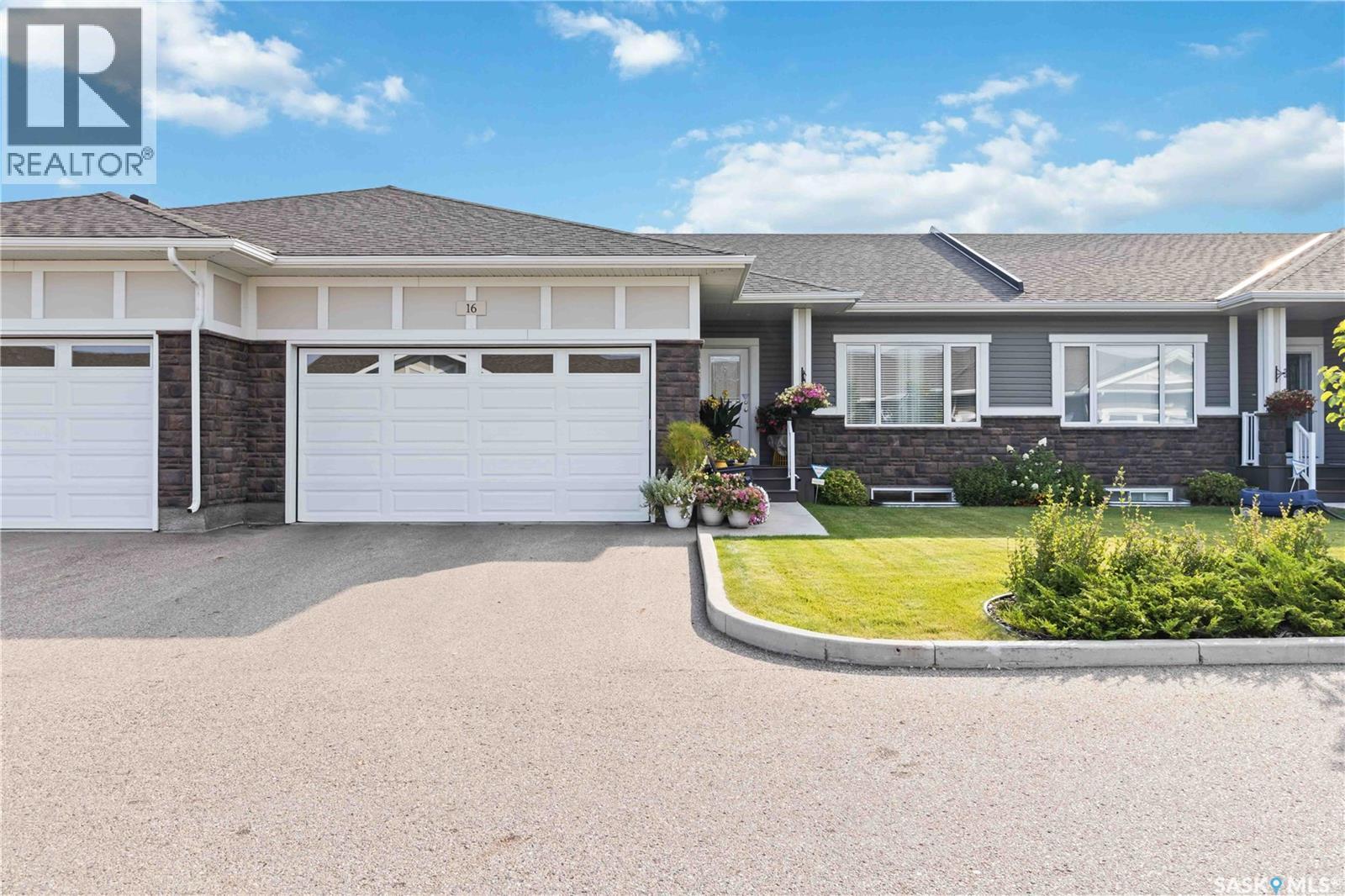 Property image for 16 3210 11th STREET W|Saskatoon, Saskatchewan S7M5Y3