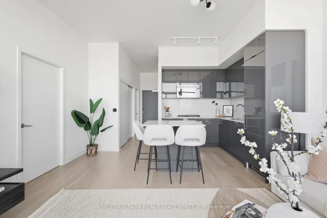 Additional image 13 of 20 Lombard St Unit LPH10