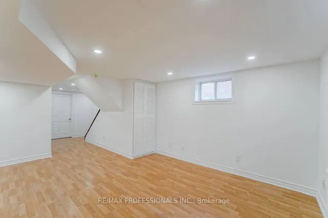 Additional image 24 of 58 Old Oak Rd