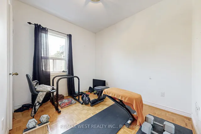 Additional image 28 of 52 Heydon Park Rd