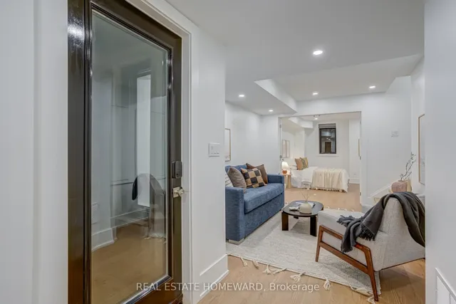 Additional image 32 of 46 Boulton Ave