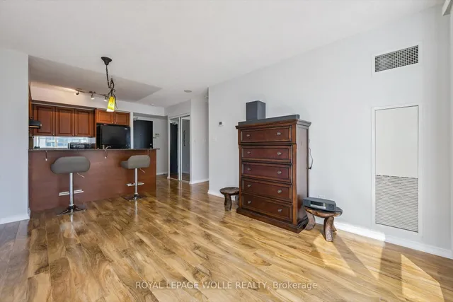 Additional image 15 of 230 King St Unit 1109