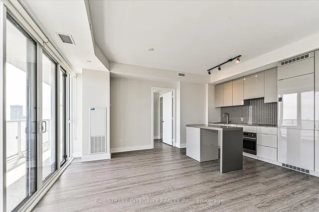 Additional image 12 of 7 Grenville St Unit 3807