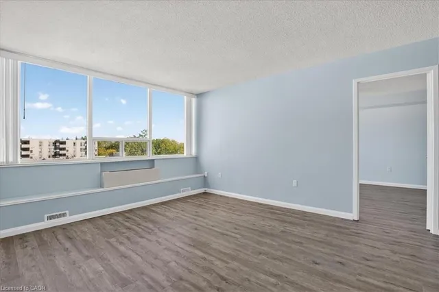 Additional image 19 of 3227 King St Unit 506