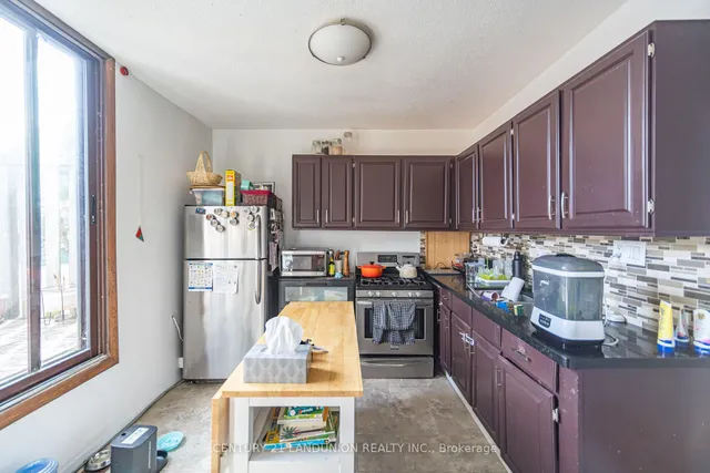 Additional image 14 of 133 Galt Ave