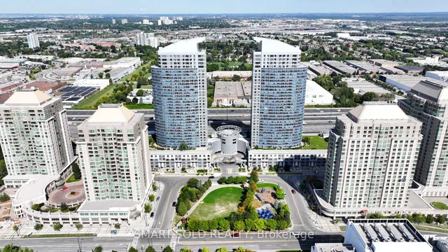 Additional image 36 of 38 Lee Centre Dr Unit Ph506