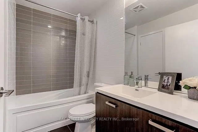 Additional image 9 of 125 Redpath Ave Unit 1912