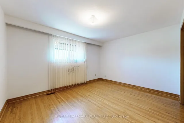 Additional image 20 of 38 Courton Dr