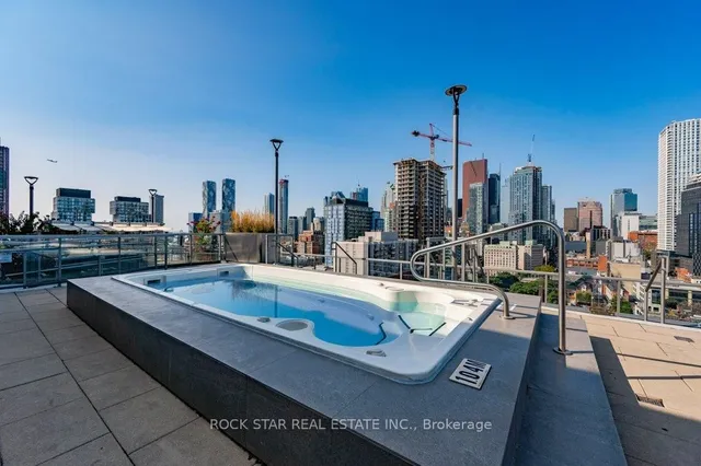 Additional image 35 of 320 Richmond St Unit LPH13