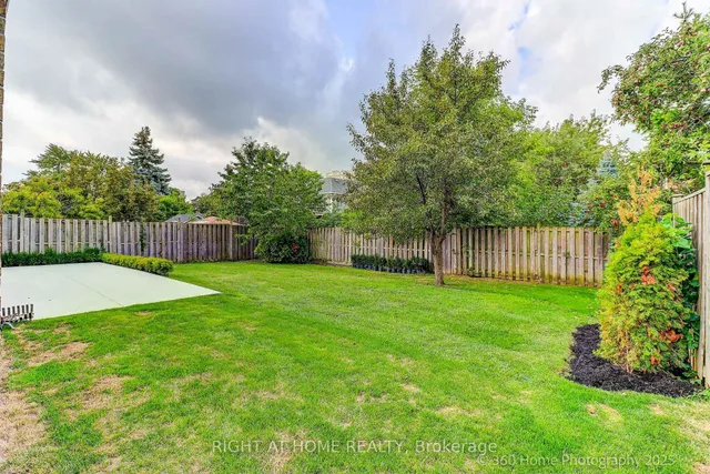 Additional image 34 of 44 Beamsville Dr