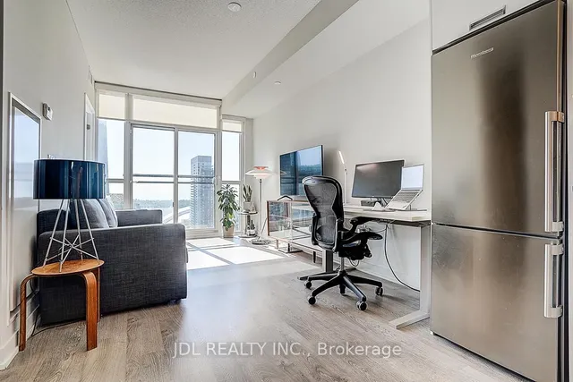 Additional image 15 of 99 John St Unit 3702