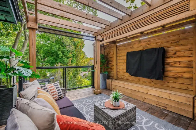 Additional image 20 of 151 Balsam Ave