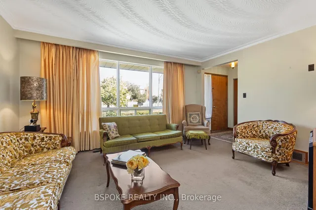 Additional image 7 of 54 Warner Ave