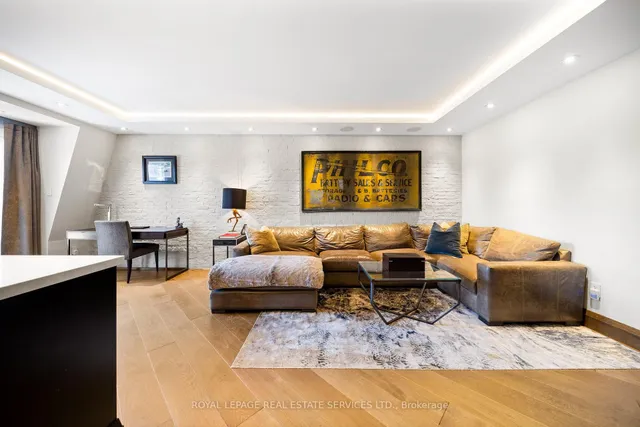 Additional image 21 of 50 Old Mill Rd Unit 501