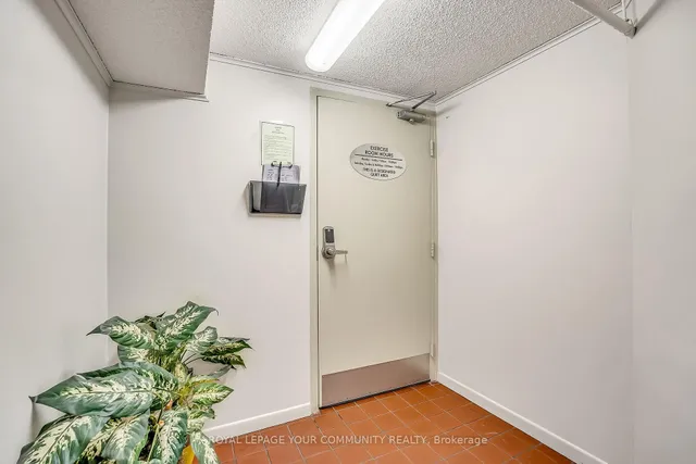 Additional image 43 of 212 St George St Unit 503
