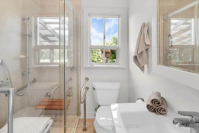 Additional image 16 of 16 Redfern Ave