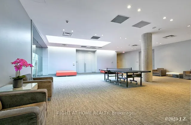 Additional image 21 of 637 Lake Shore Blvd Unit 217